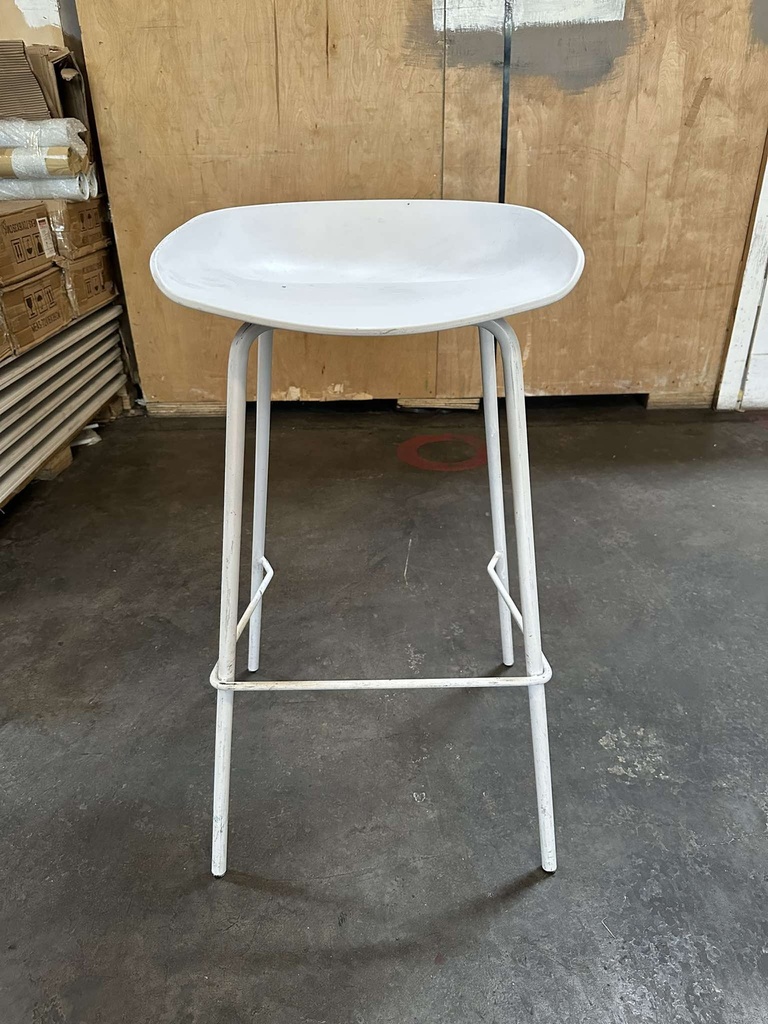 BAR STOOL (WHITE)