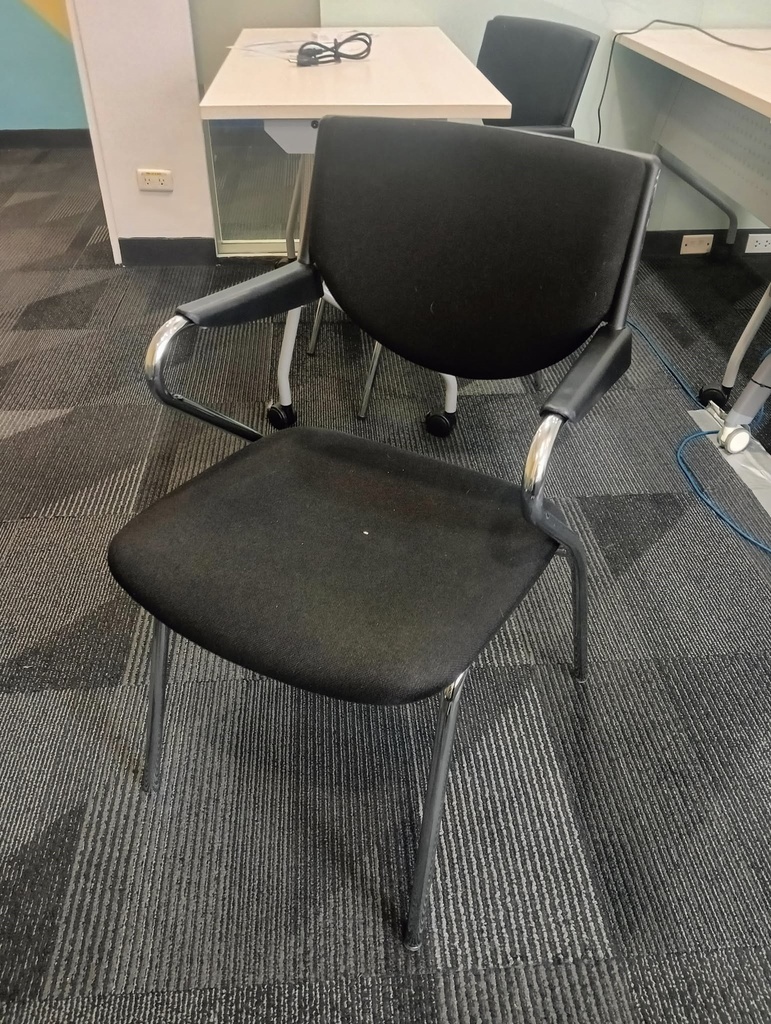 TRAINING CHAIR