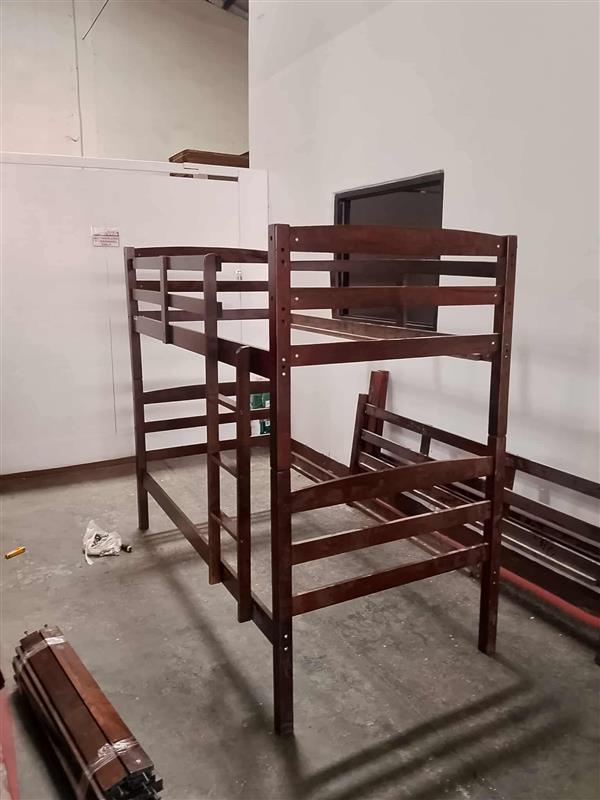 BUNK BED