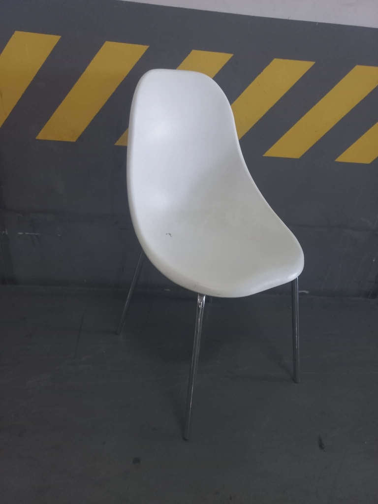PANTRY CHAIR - WHITE