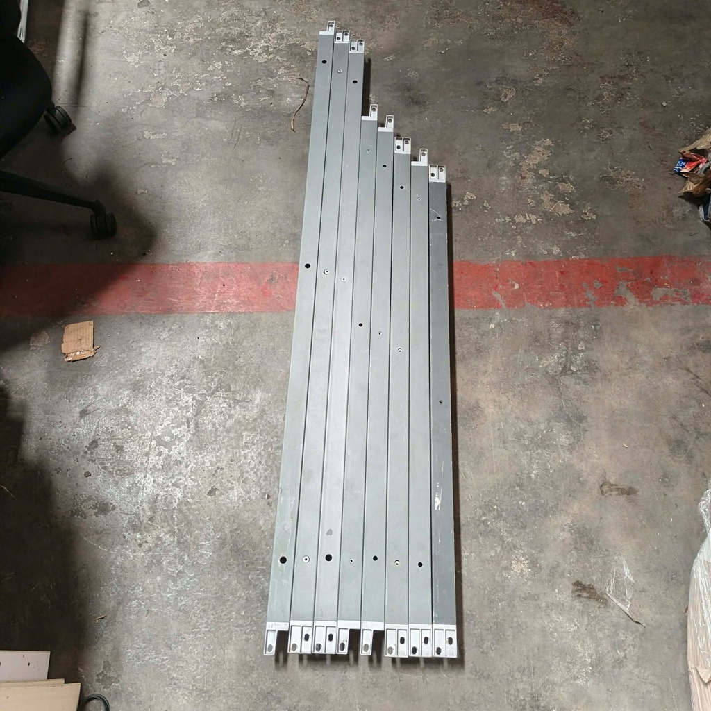 GRAY BEAM