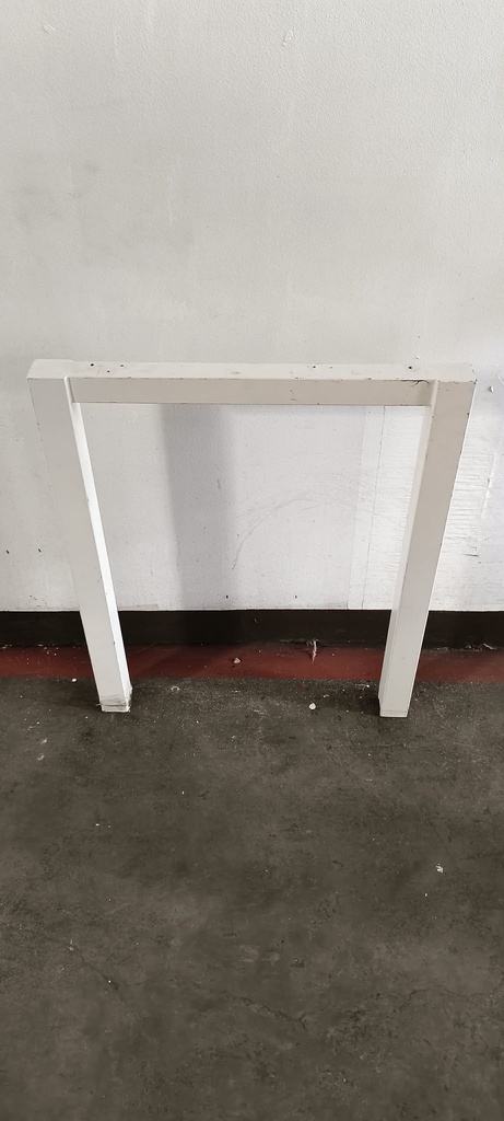 Single Legs White