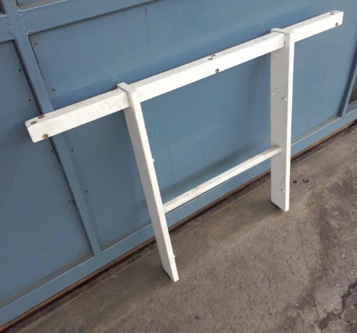 Dual Legs White (101.5 CM)
