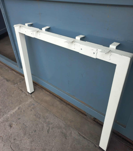 Dual Legs White (90 CM)