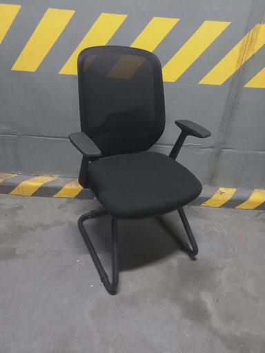 VISITORS CHAIR - SLED