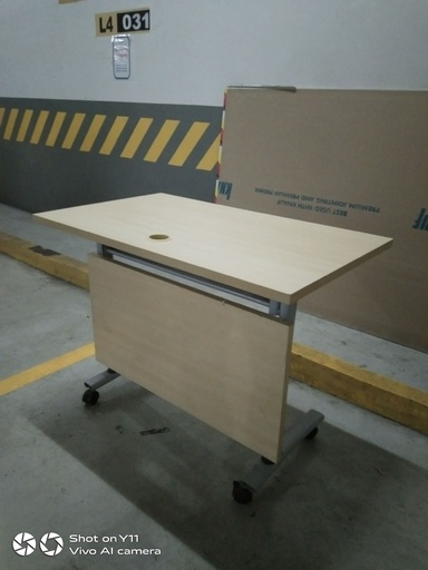 TRAINING TABLE (100 X 60 CM)